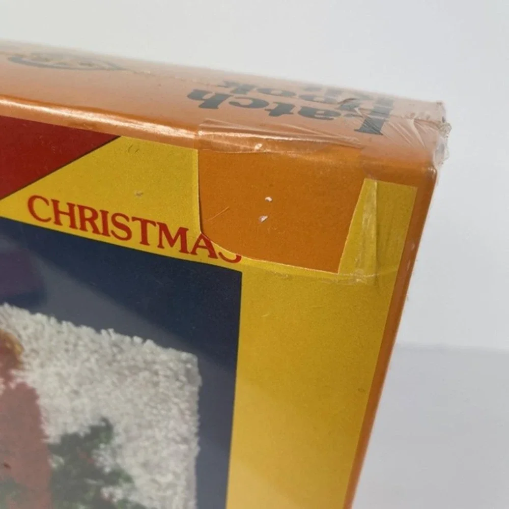 Tina Of California Latch Hook Kit Christmas Holly & Candle #T112X New Old Stock!